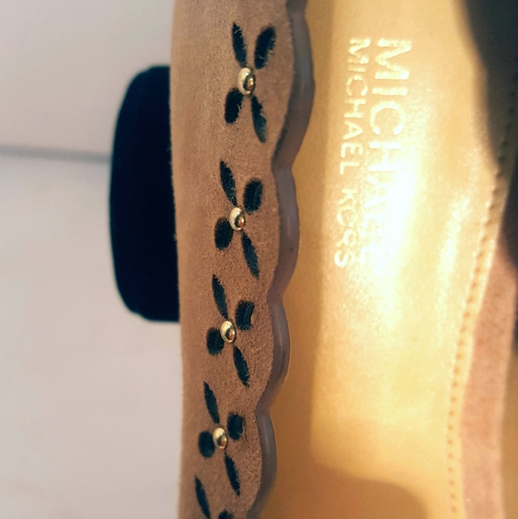 SOLD!! MICHAEL Michael Kors Thalia Ballet Flat - Picture 3 of 8